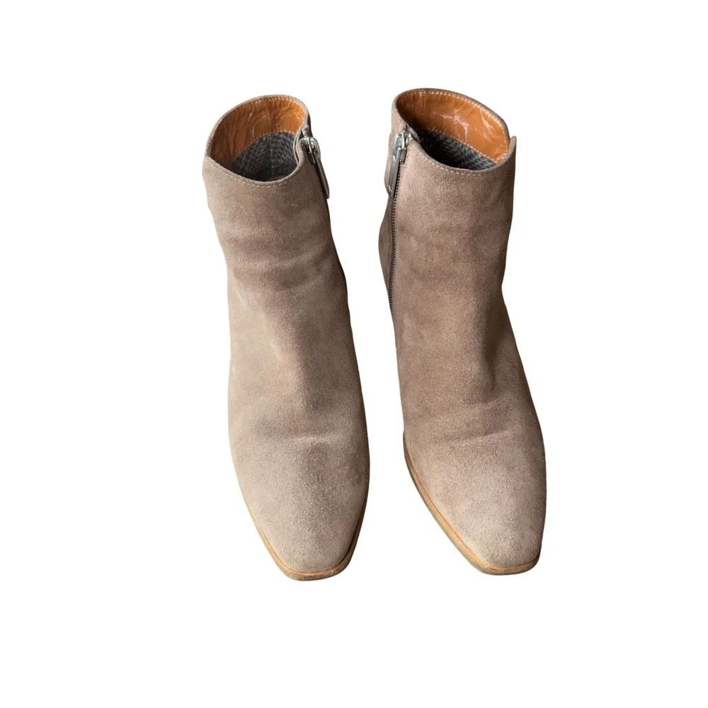 Aquatalia Faria Womens 8 - Taupe Suede Ankle Boots Made in Italy Buckle Side Zip